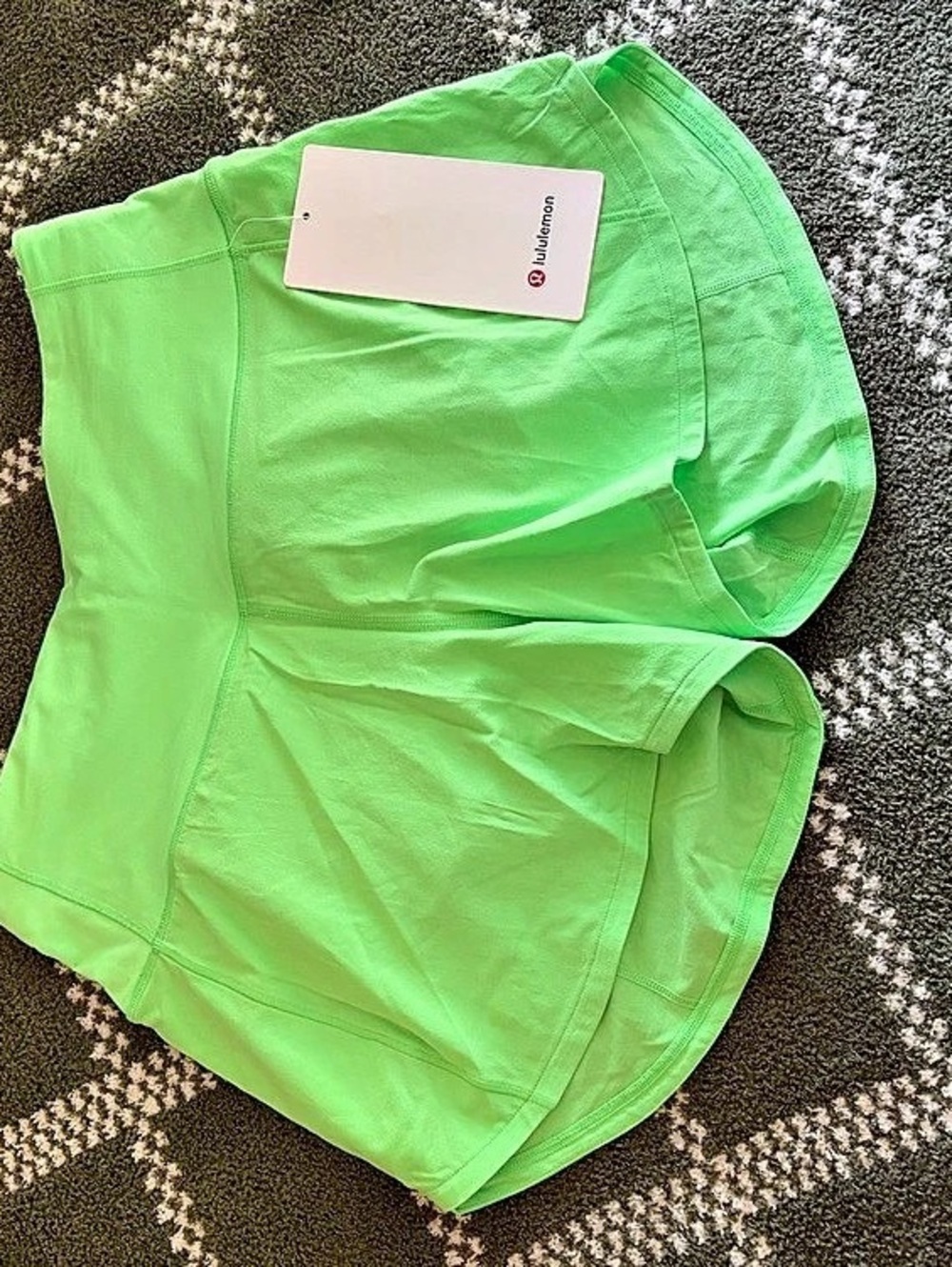 lululemon Speed Up High-Rise Short 4" Athletic Shorts in Green Size 4 NWT